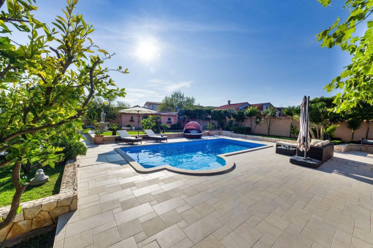 Navis Luxury Villa Vodice Ngoại thất bức ảnh