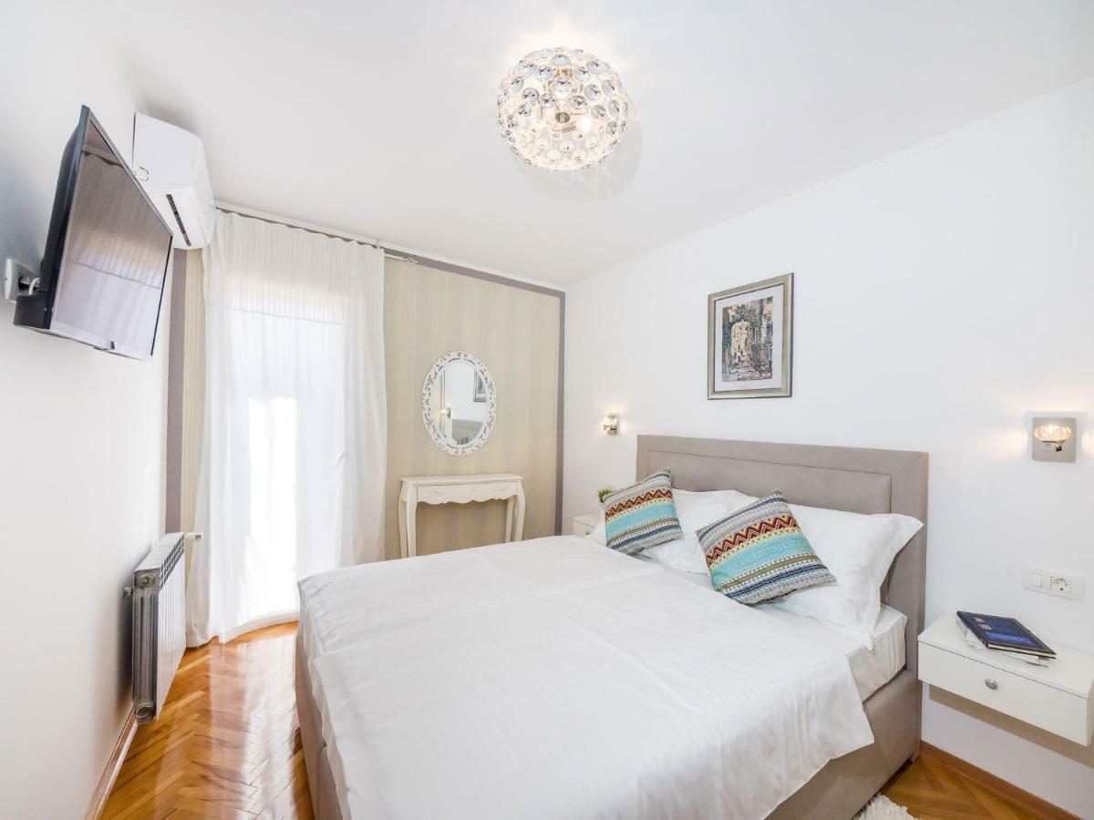 Navis Luxury Villa Vodice Ngoại thất bức ảnh
